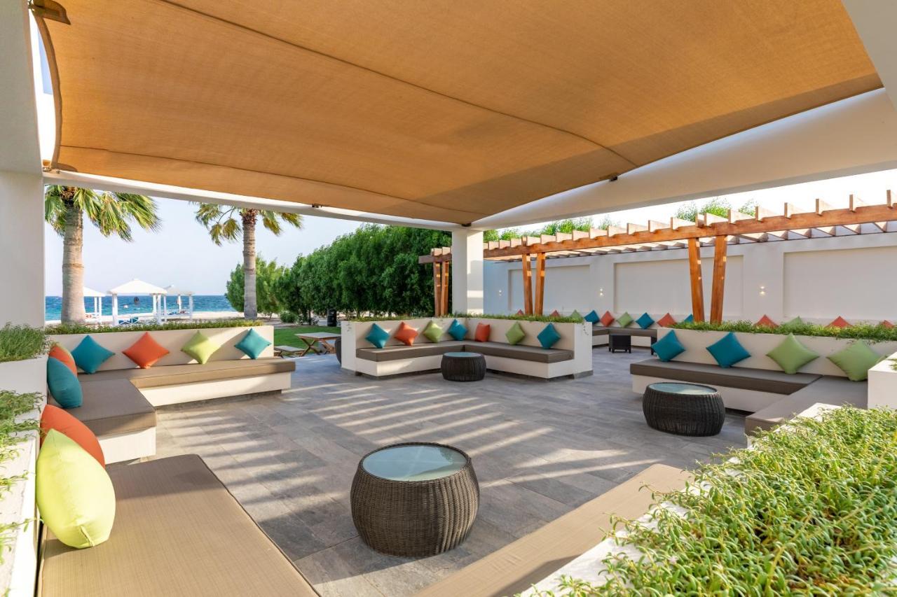 Sealine Beach, A Murwab Resort Mesaieed Buitenkant foto The Beach