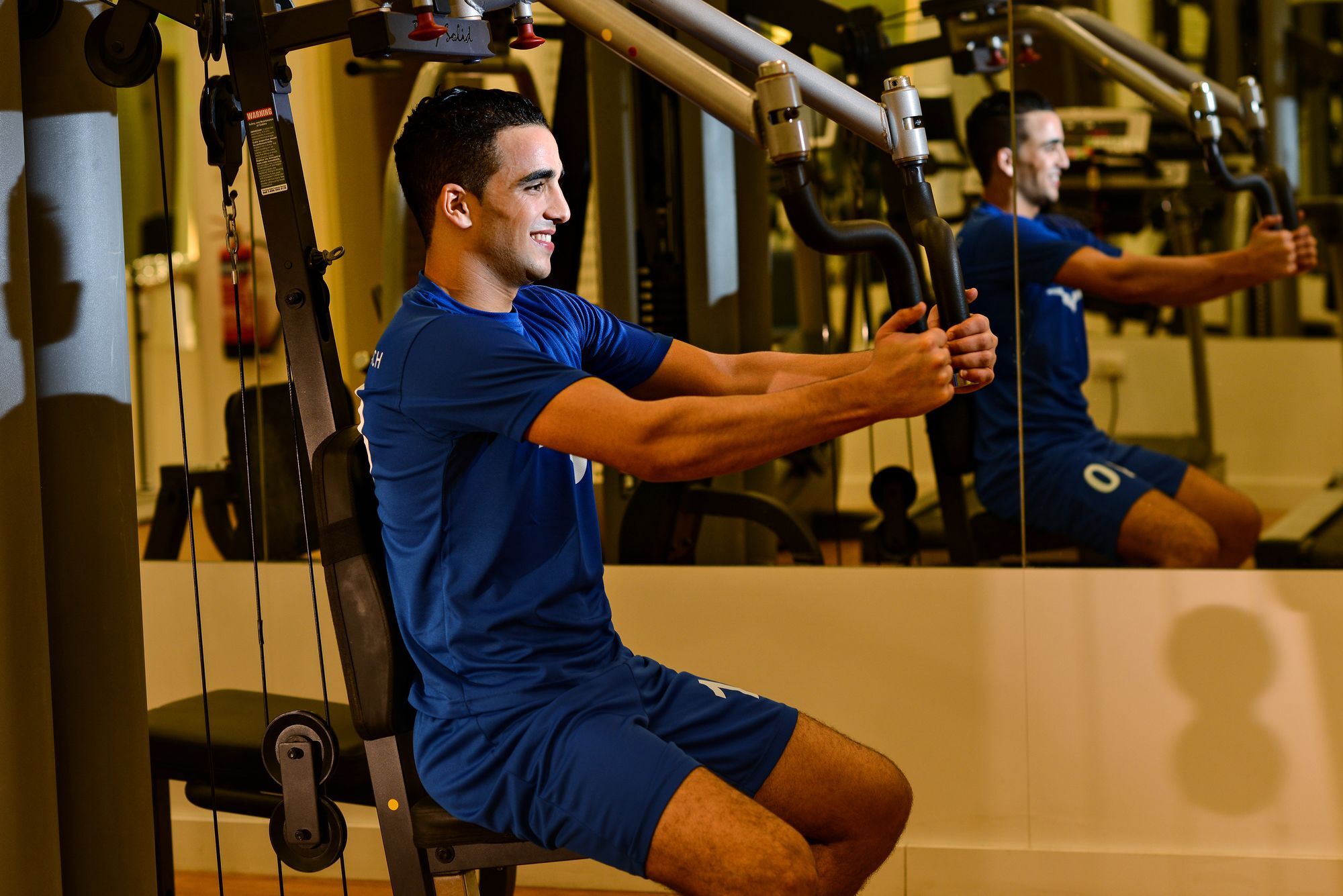 Sealine Beach, A Murwab Resort Mesaieed Buitenkant foto A player working out in the gym